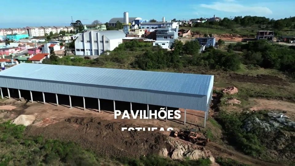 Assistir: Além do pavilhão: pré-moldados e silos para a tua propriedade